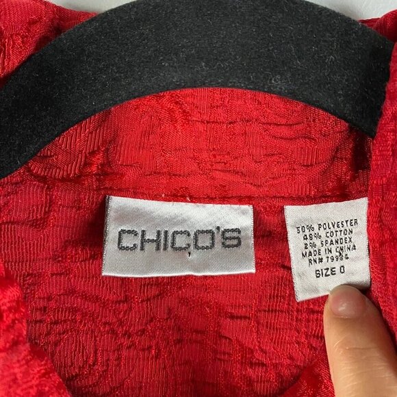 Chicos Jacket Womens 0 US Small Textured Red Rose Swirl Buttons Fitted - Picture 4 of 8